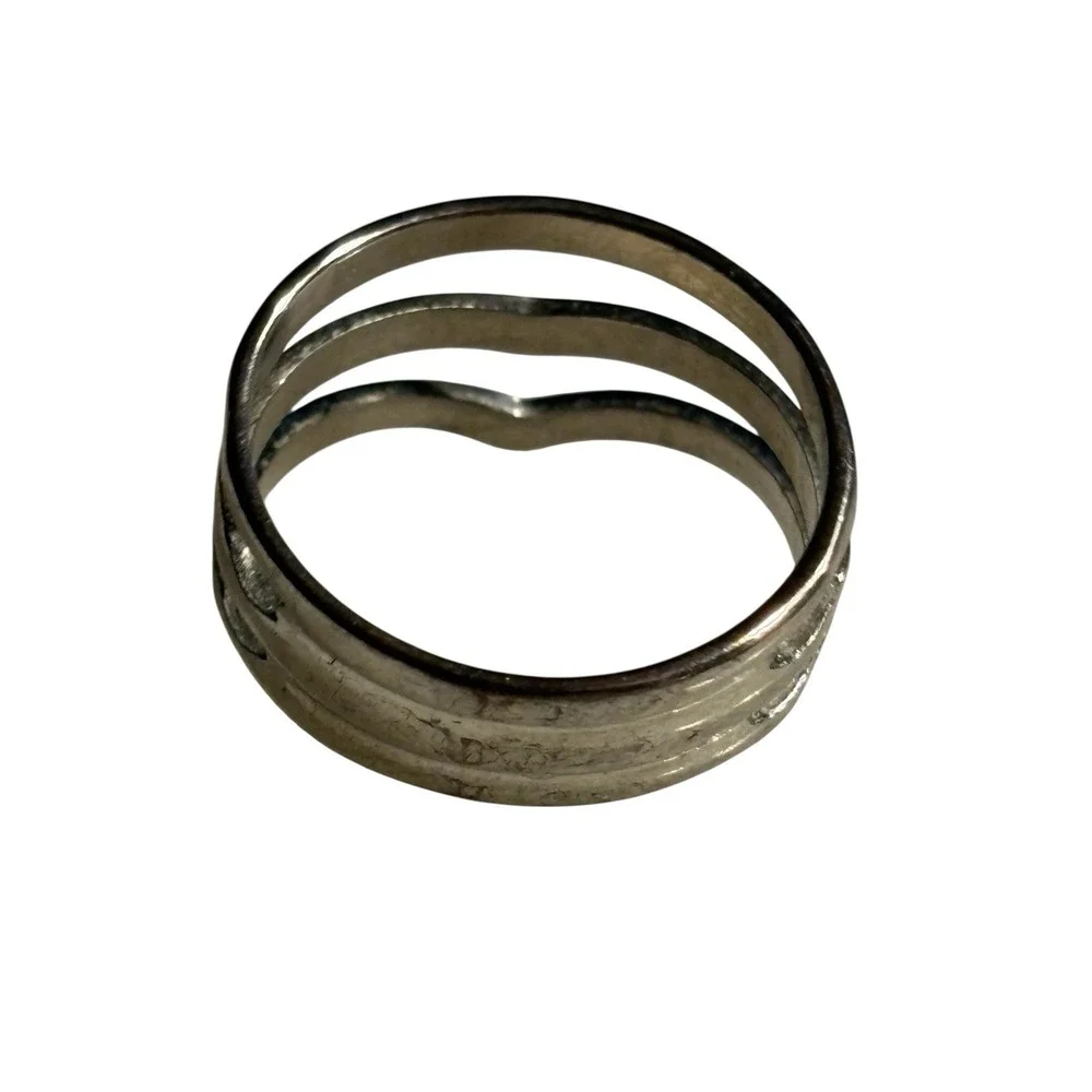 Vintage Chevron Ring‎ Open Triple Band Size 6 Silver Tone Metal Shiny Classic